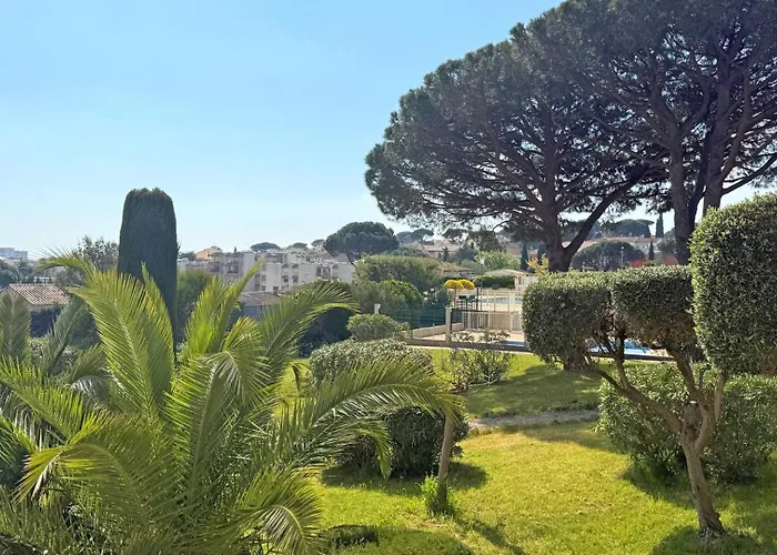 Coteaux Du Preconil